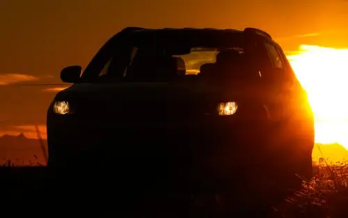 Voiture en contrejour photo